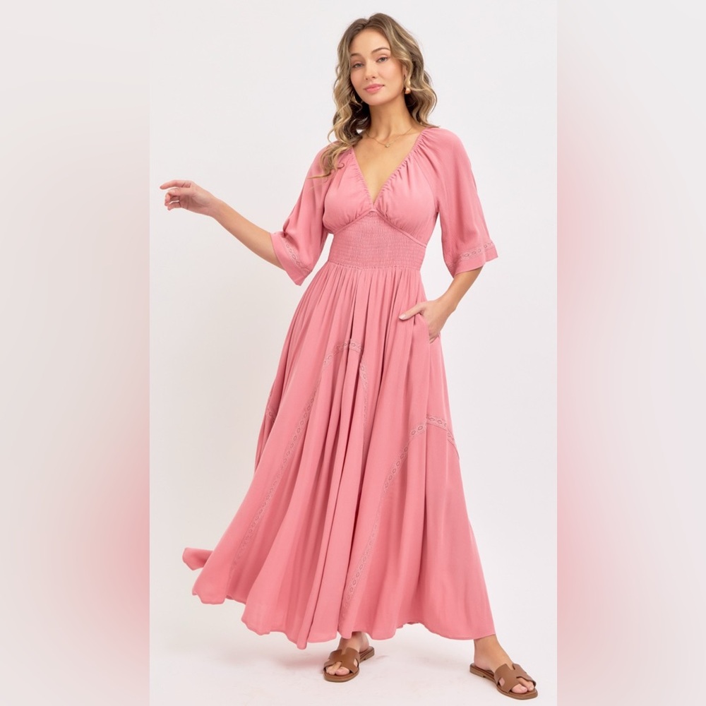NWT BOUTIQUE_ Romantic flowy maxi dress women’s